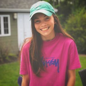 Meet your Posher, Èva